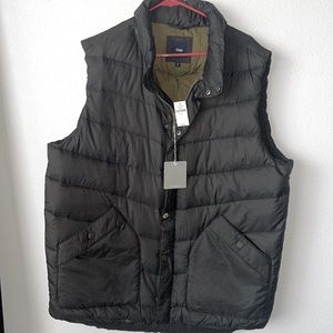Gap men’s bubble vest